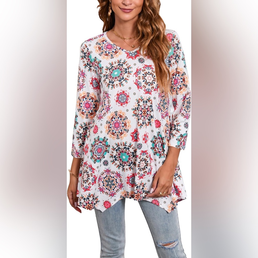 Enmain Floral Tunic Swing Top – Size M, Like New